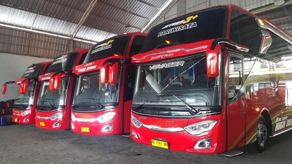 sewa bus besar malang